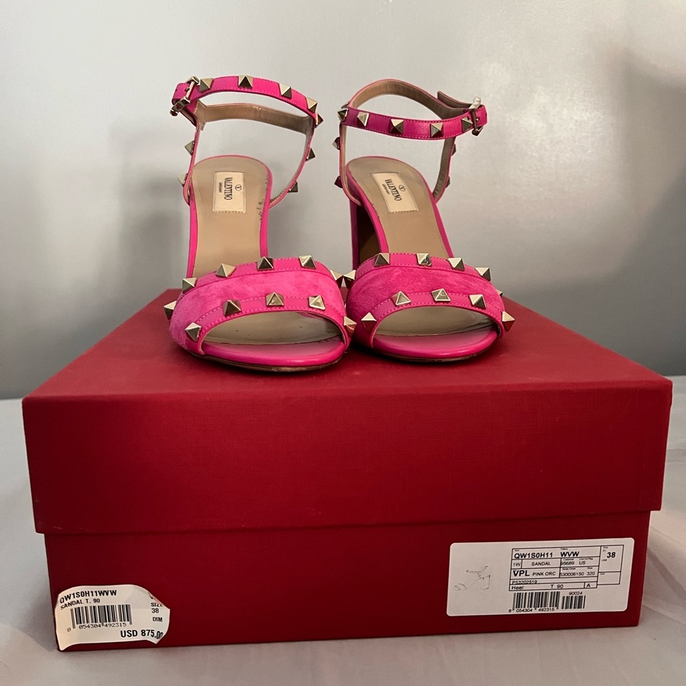 Valentino Garavani Heels | Hot Pink Valentino Rockstud Suede Heels